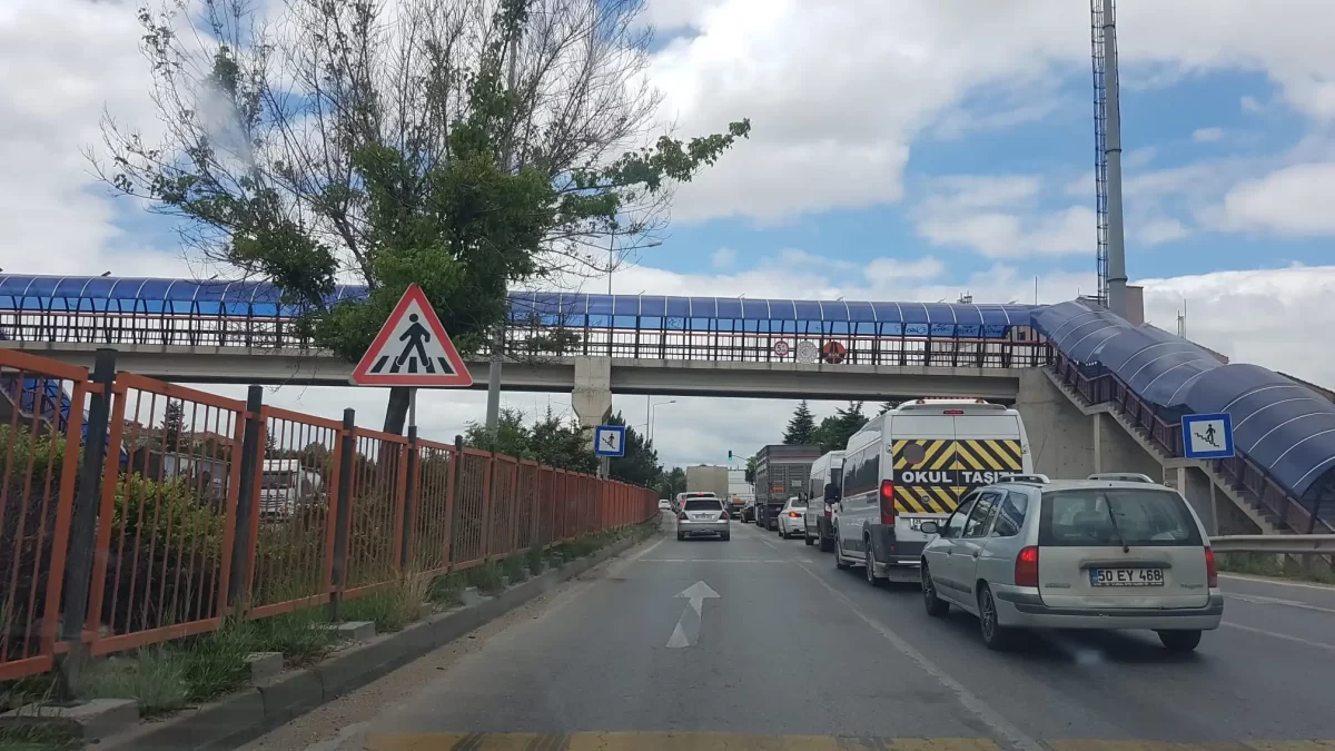 üst geçit polikarbon