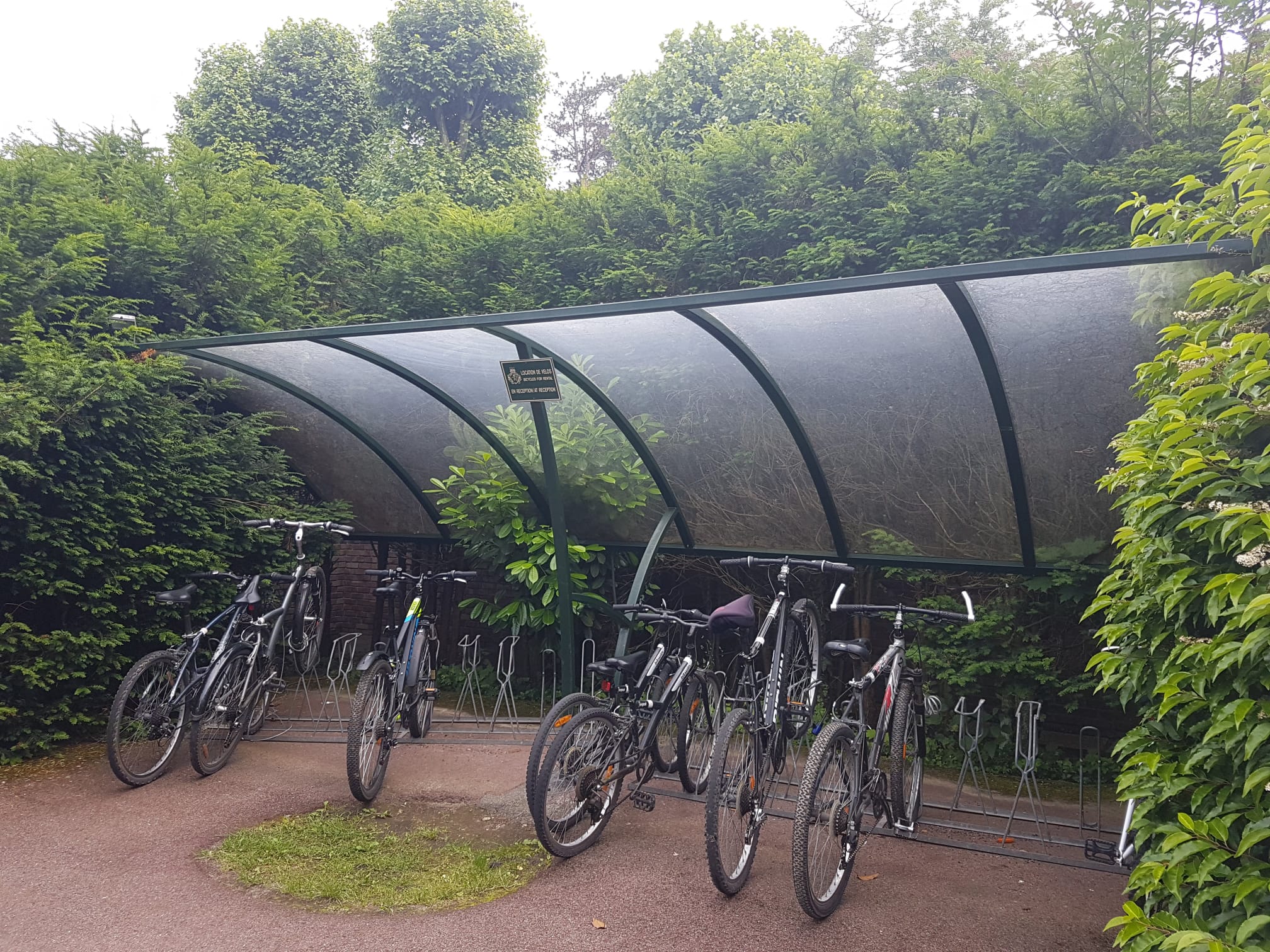 polikarbon bisiklet garajı